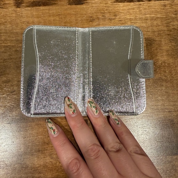 Kate Spade MagSafe wallet - Picture 4 of 4